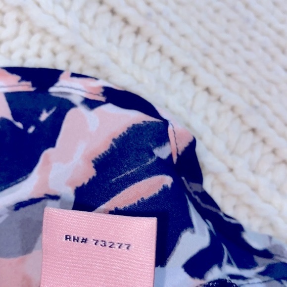 Juicy couture floral top size large - Picture 8 of 9